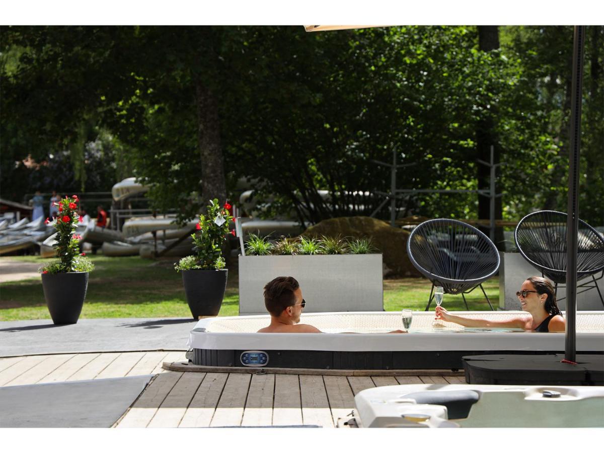 Stf Korroe Gardshotell - Bed & Breakfast